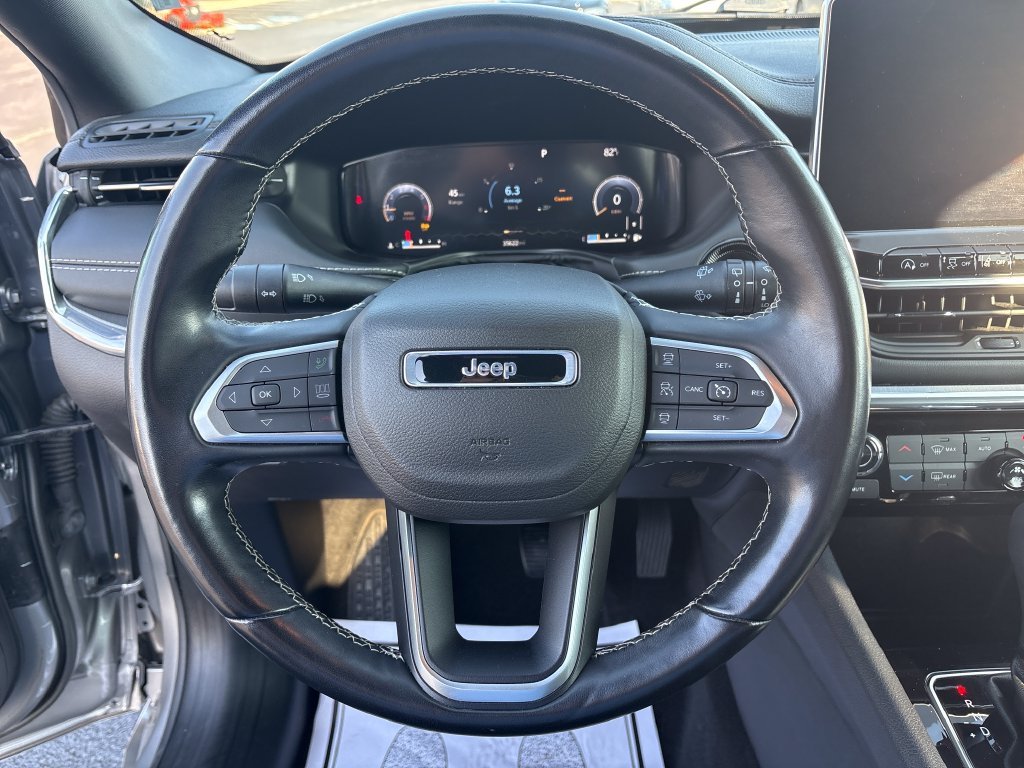 Used 2022 Silver Jeep High Altitude image 13
