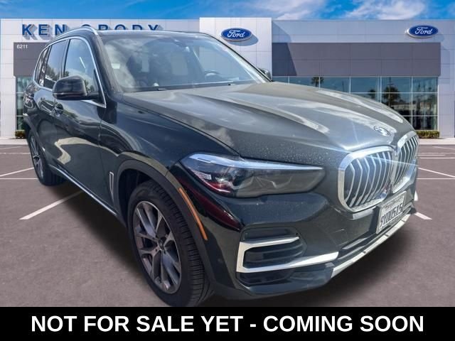 Used 2023 Black BMW xDrive40i image 1