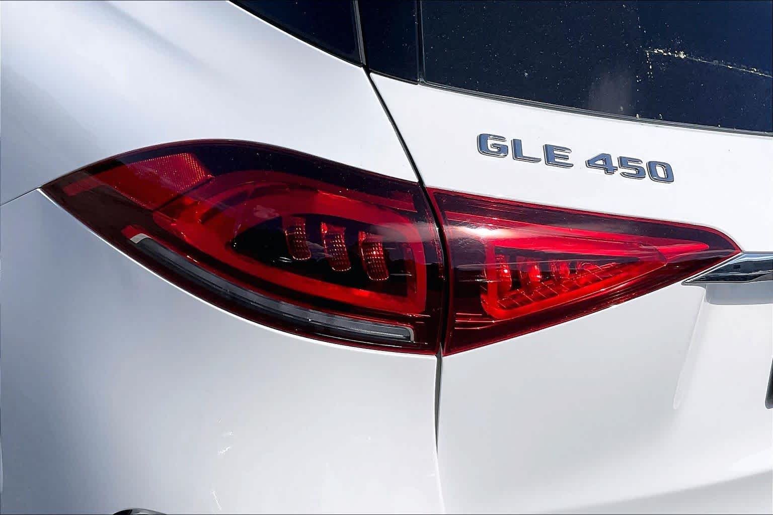 Used 2020 Polar White Mercedes-Benz GLE 450 image 27