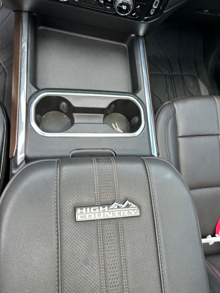 Used 2024 White Chevrolet High Country image 14