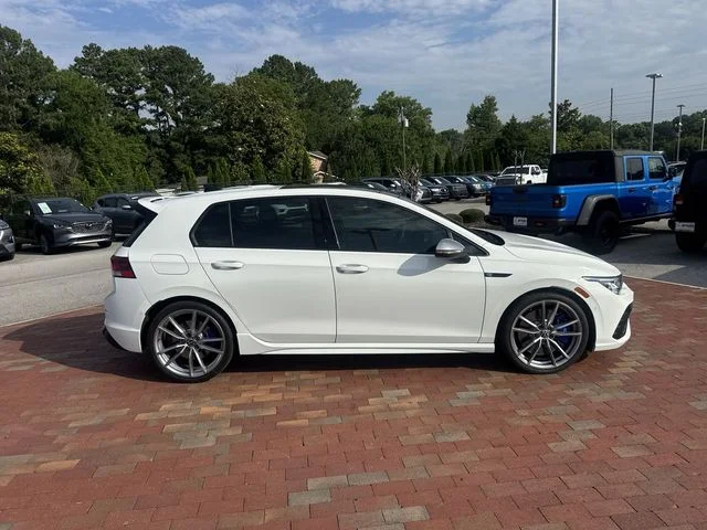 Used 2024 White Volkswagen 2.0T image 16