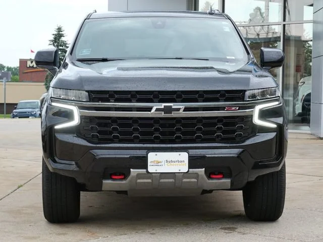 Used 2022 Chevrolet Tahoe Z71 with VIN 1GNSKPKD2NR159320 for sale in Eden Prairie, Minnesota