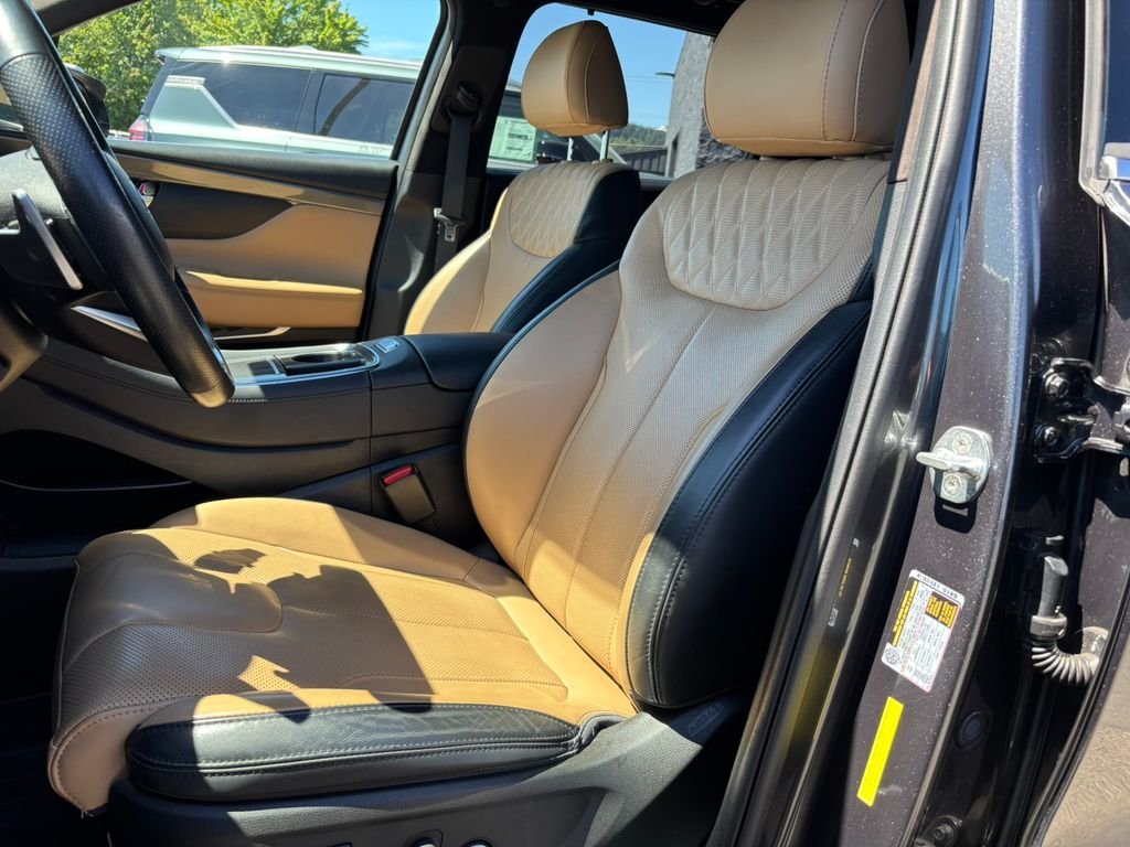 Used 2022 Gray Hyundai Calligraphy image 11