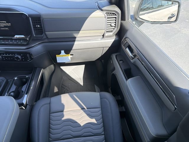 2026 Chevrolet Silverado 1500 ZR2 - Photo 15