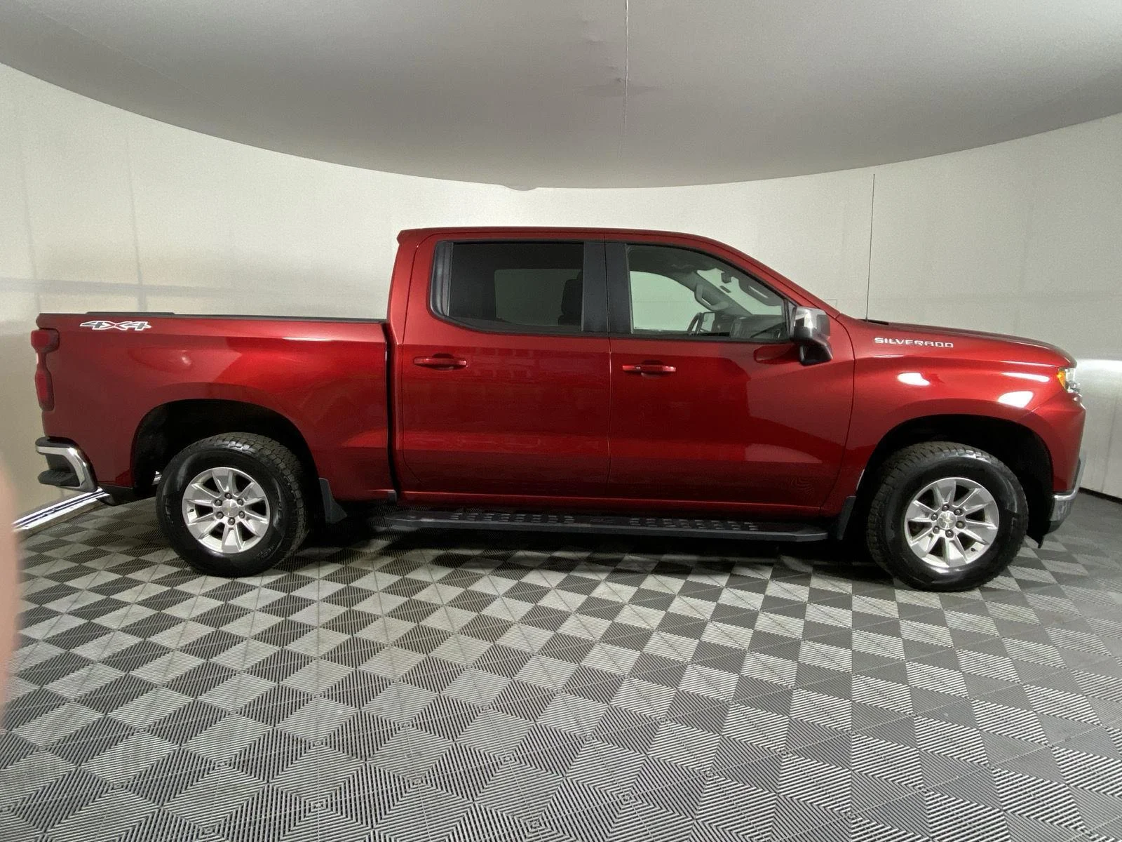 Used 2021 Cherry Red Tintcoat Chevrolet LT image 5