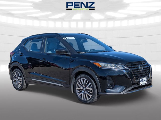 2021 Nissan Kicks SR