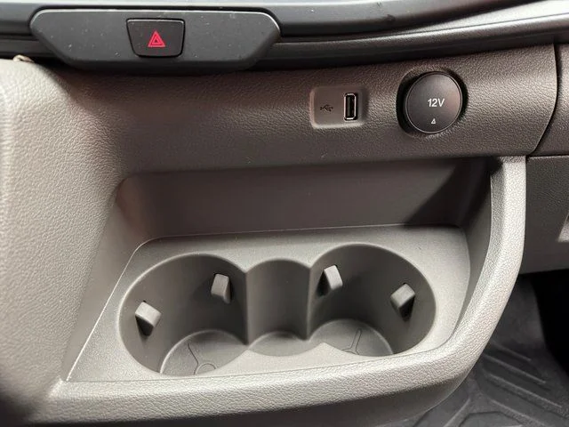 2025 Ford Transit Van Base - Photo 16