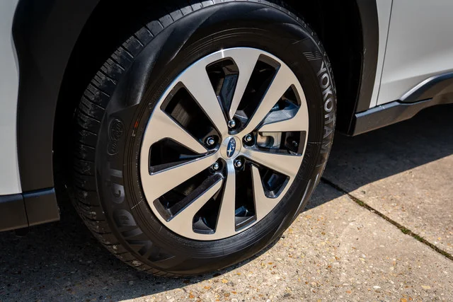 Certified Used 2025 Crystal White Pearl Subaru Premium image 14