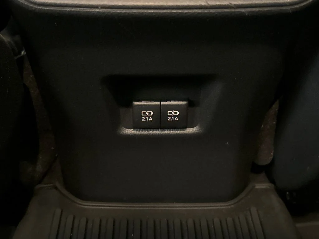 Certified Used 2020  Toyota XLE image 30