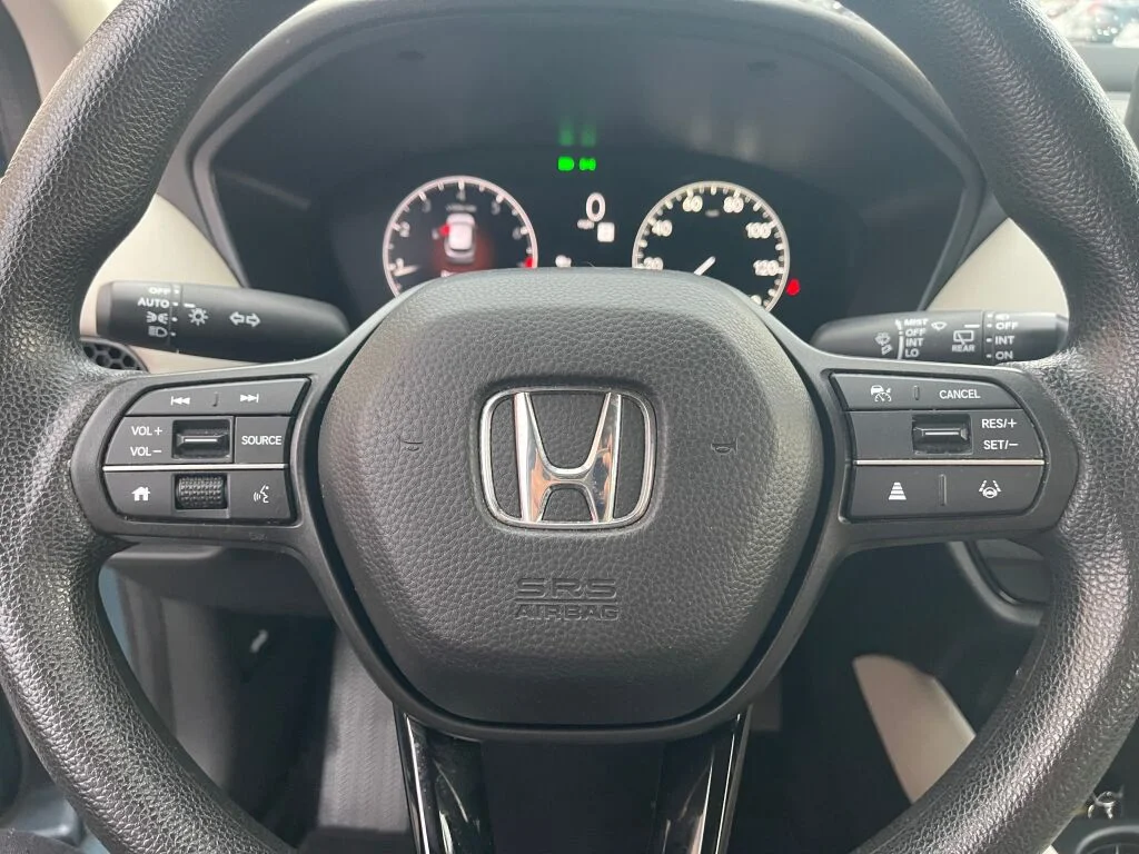 Certified Used 2024 Nordic Forest Pearl Honda LX image 15