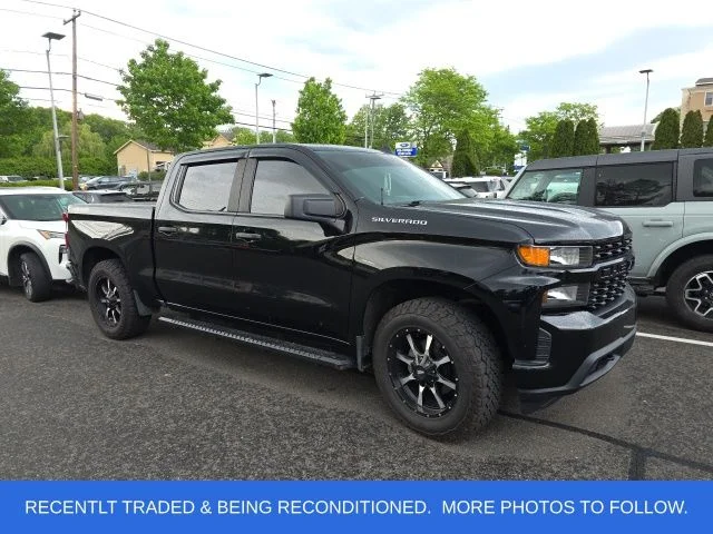 2019 Chevrolet Silverado 1500 Custom 4X4 Crew Cab Short Box's photo