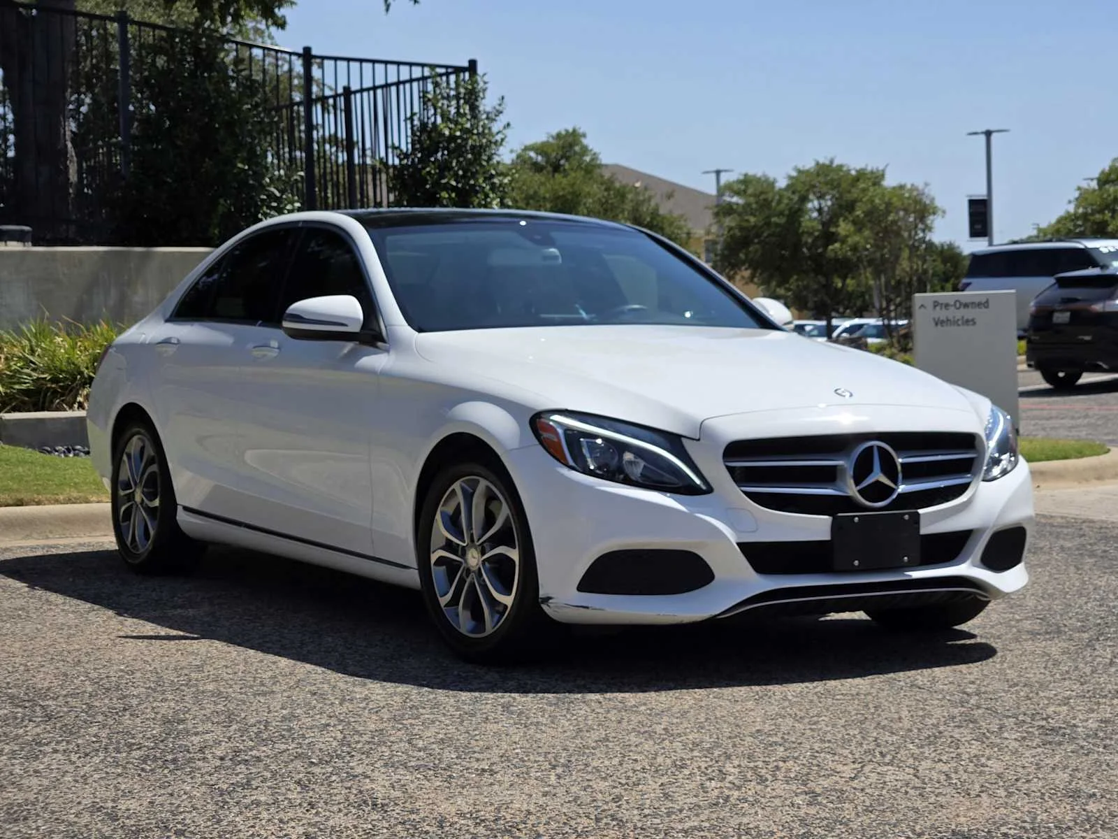 Used 2016 Polar White Mercedes-Benz C 300 image 2