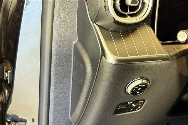 New 2026 Graphite Grey Metallic Mercedes-Benz GLC 300 image 40