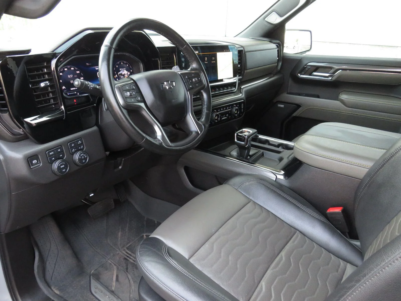 Used 2024 Slate Gray Metallic Chevrolet ZR2 image 22