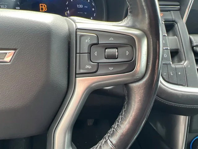 Used 2022 Black Chevrolet Z71 image 17