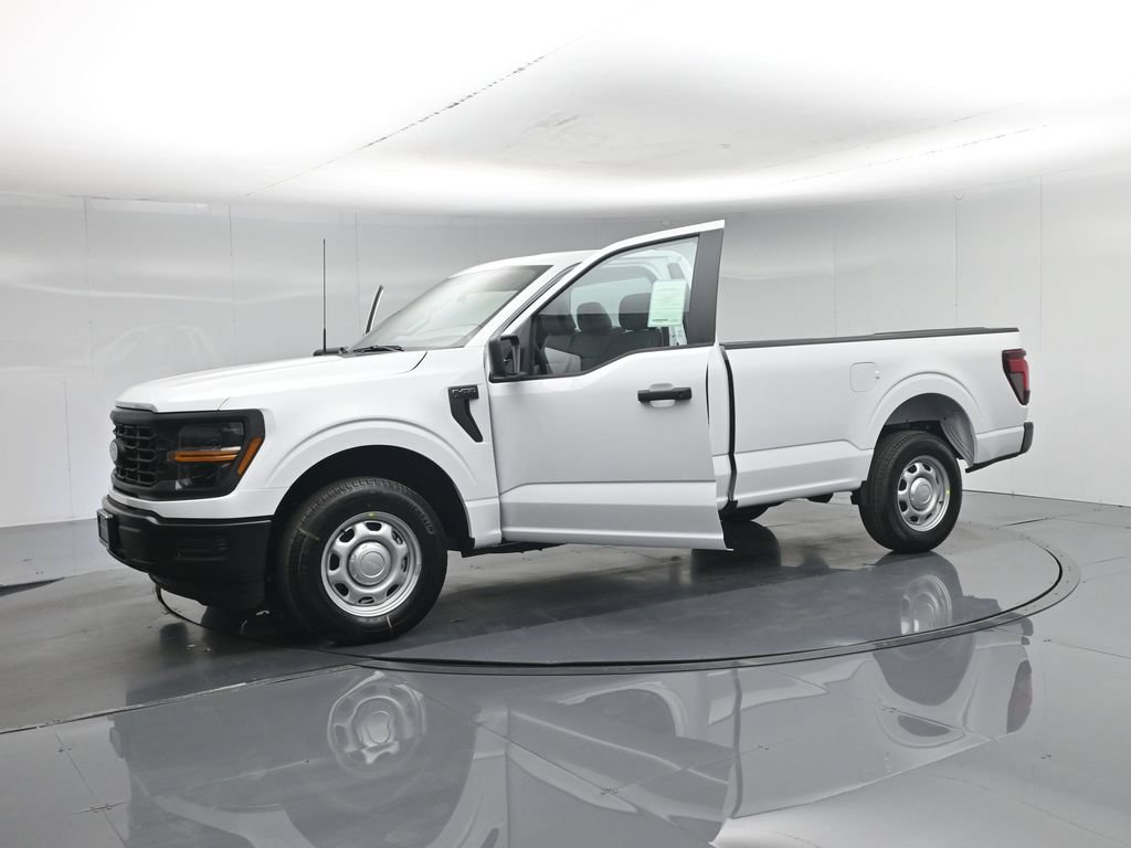 New 2026 Oxford White Ford XL image 5