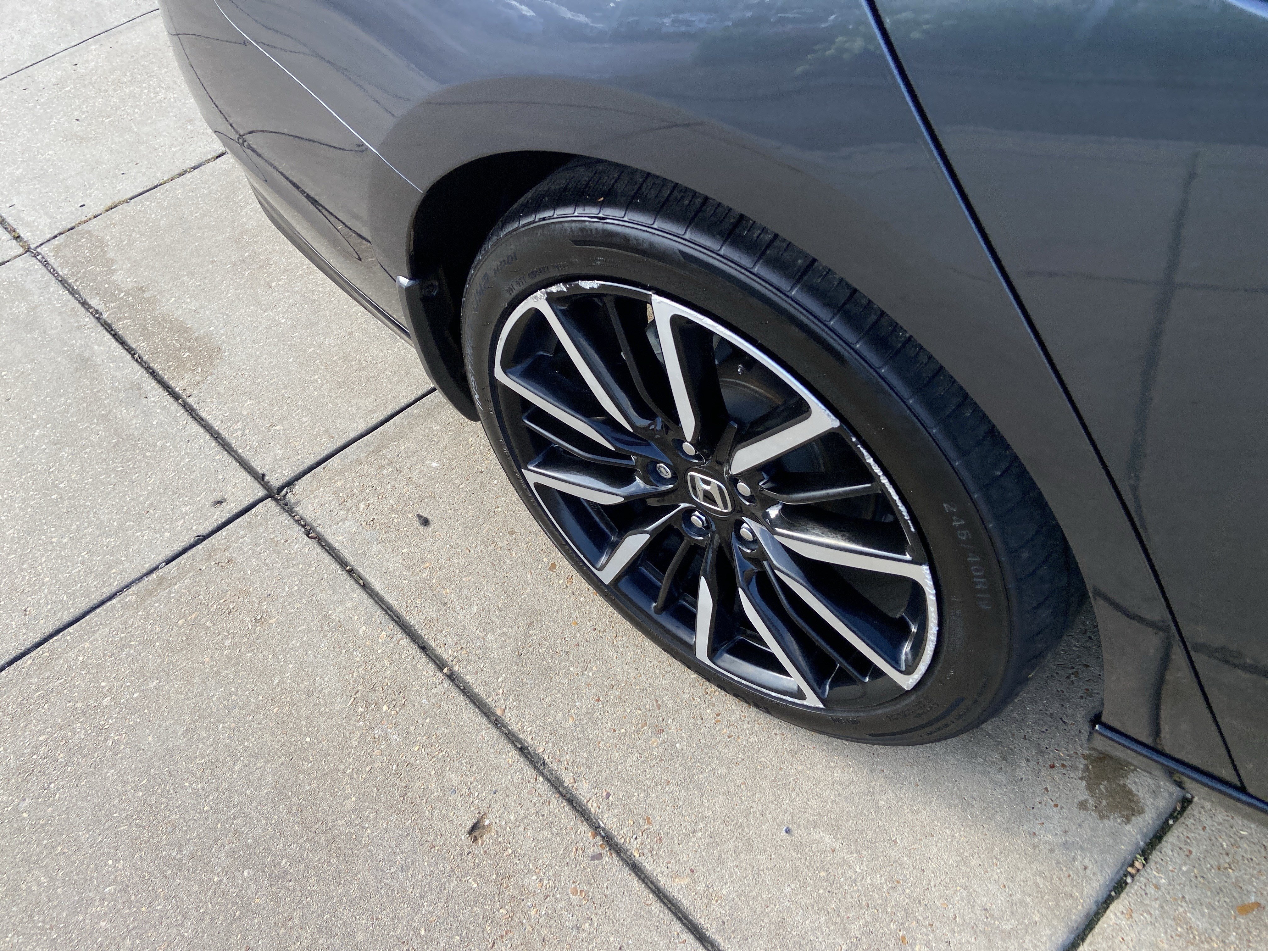 Used 2023 Meteorite Gray Metallic Honda Touring image 41