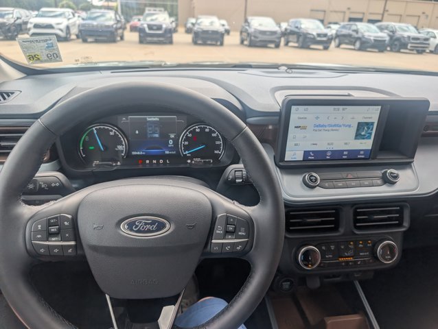 Used 2024 Gray Ford LARIAT image 20