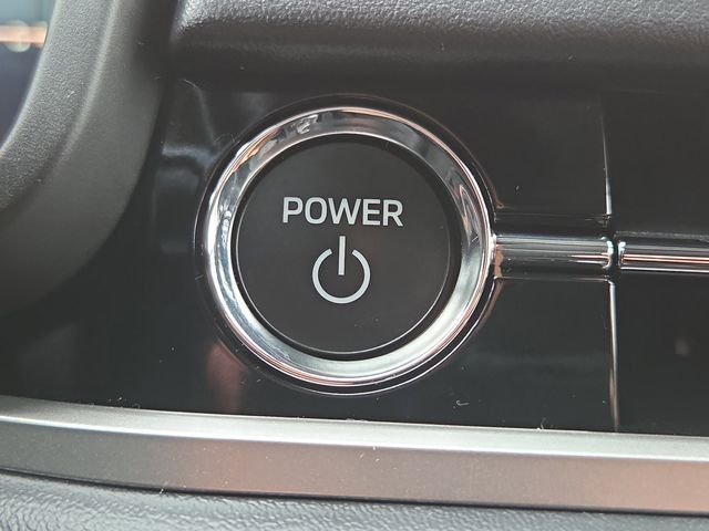 2023 Mitsubishi Outlander Plug-In Hybrid SE - Photo 16