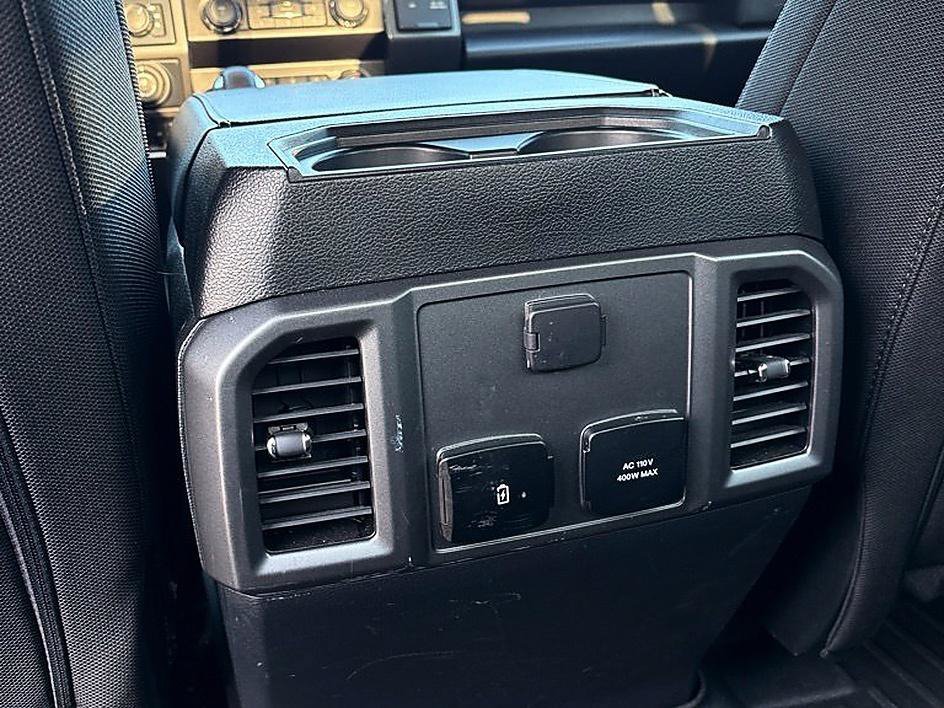 Used 2020 Red Ford XLT image 9