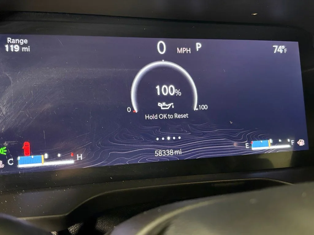 Used 2022 Gray Jeep Limited image 22
