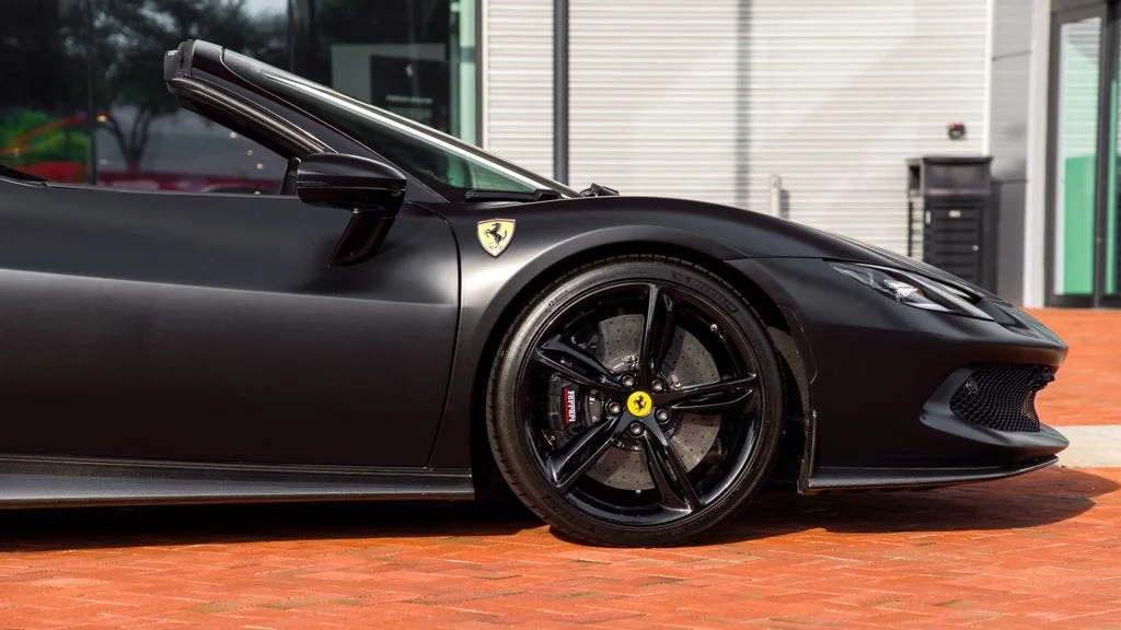Used 2025 Grigio Scuro Ferrari  image 9