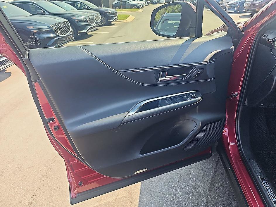 Used 2022 Ruby Flare Pearl Toyota XLE image 9