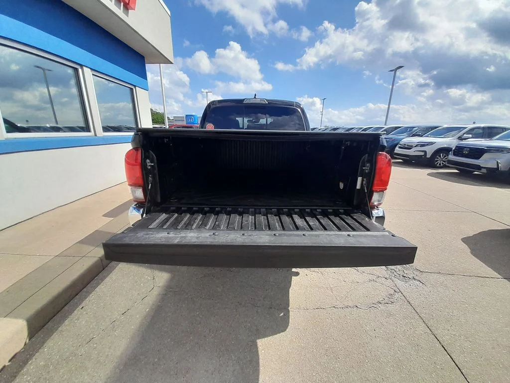 Used 2018 Black Toyota TRD Off-Road image 41
