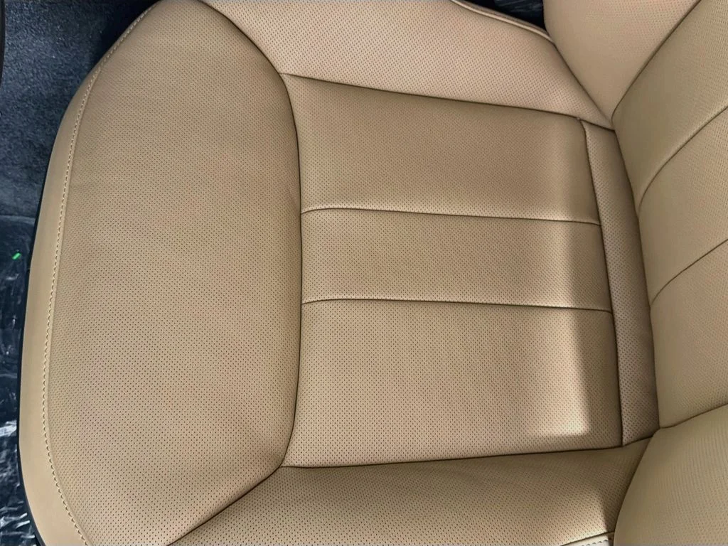 New 2026 Fuji White Land Rover Dynamic SE image 20