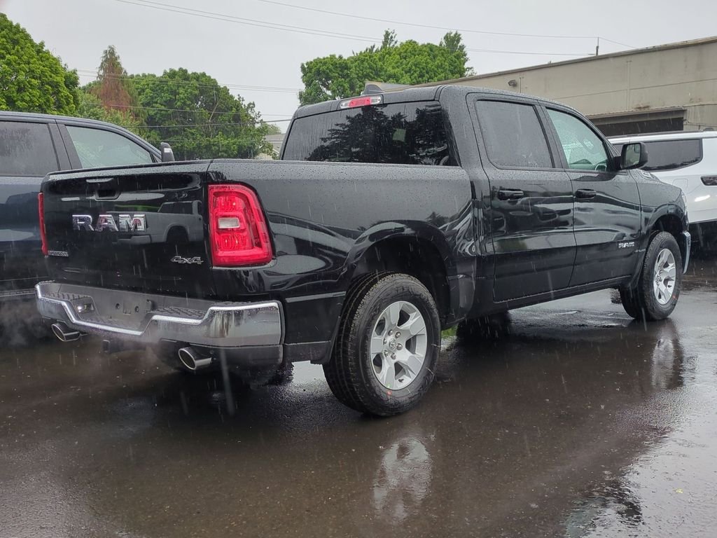 New 2026 Diamond Black Crystal Pearl-Coat Exterior Paint RAM Big Horn/Lone Star image 7