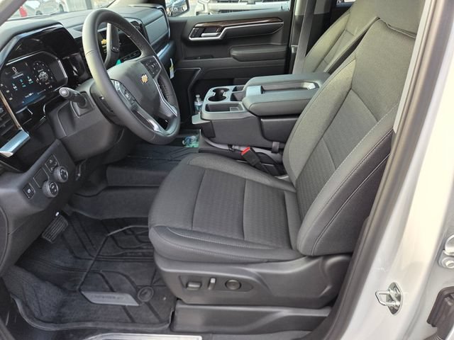 New 2026 Summit White Chevrolet LT image 6