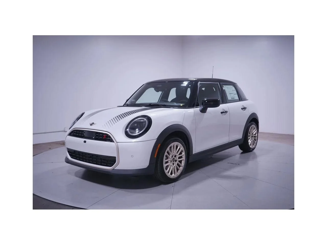 2026 MINI Hardtop 4 Door