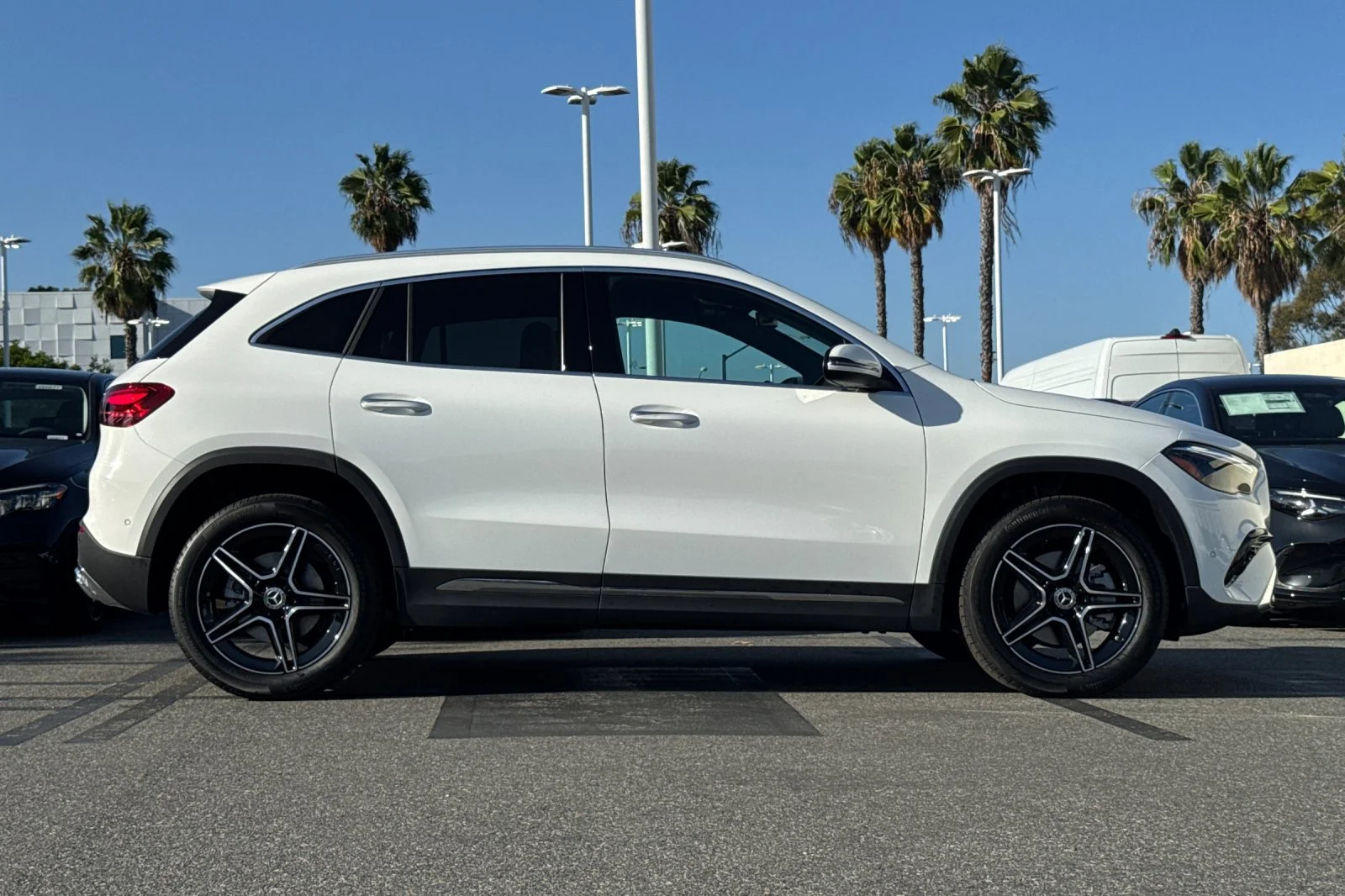 New 2026 Polar White Mercedes-Benz GLA 250 image 3