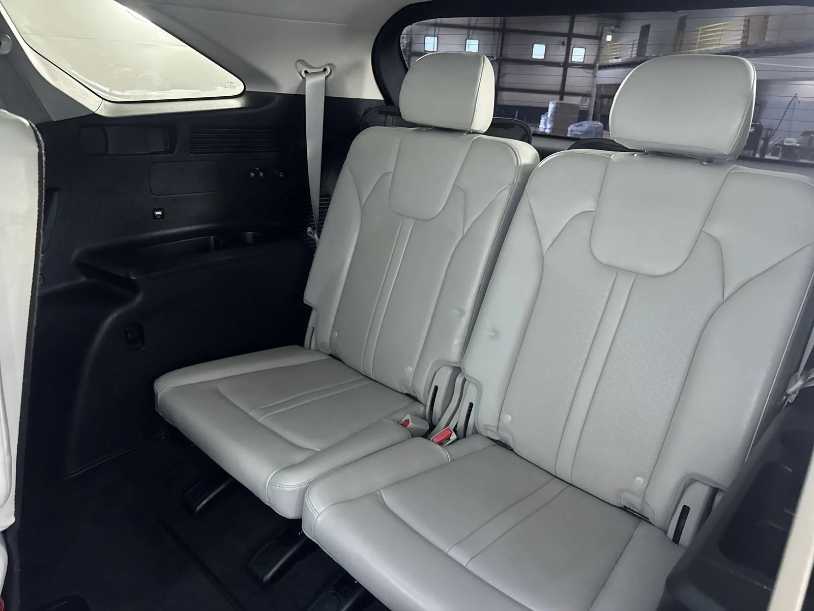 Used 2023 Aruba Green Kia X-Line EX image 23