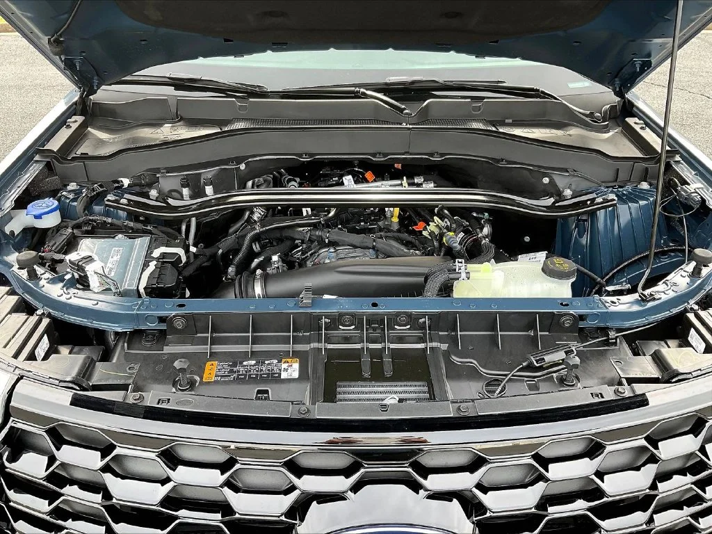 New 2027 Vapor Blue Metallic Ford ST-Line image 13