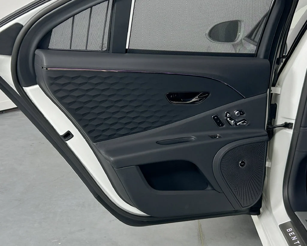 New 2026 White Bentley V8 image 38