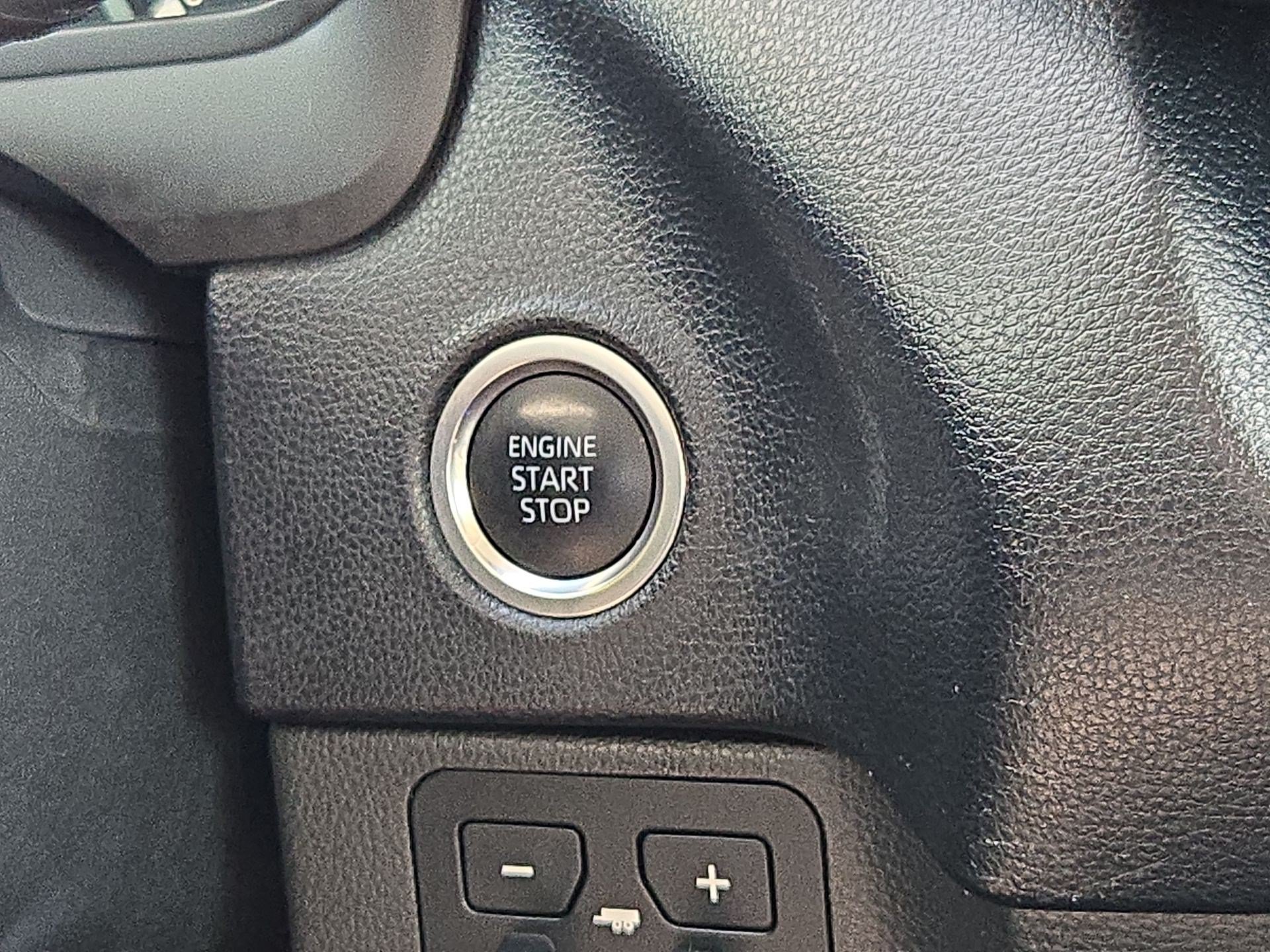 Used 2024 Red Toyota SR5 image 19