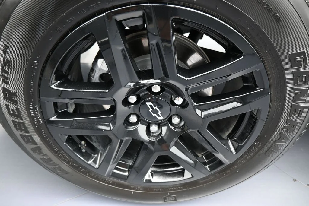 Used 2025 Black Chevrolet Custom image 42