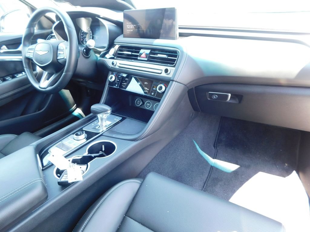 Used 2025 Gray Genesis 2.5T image 18