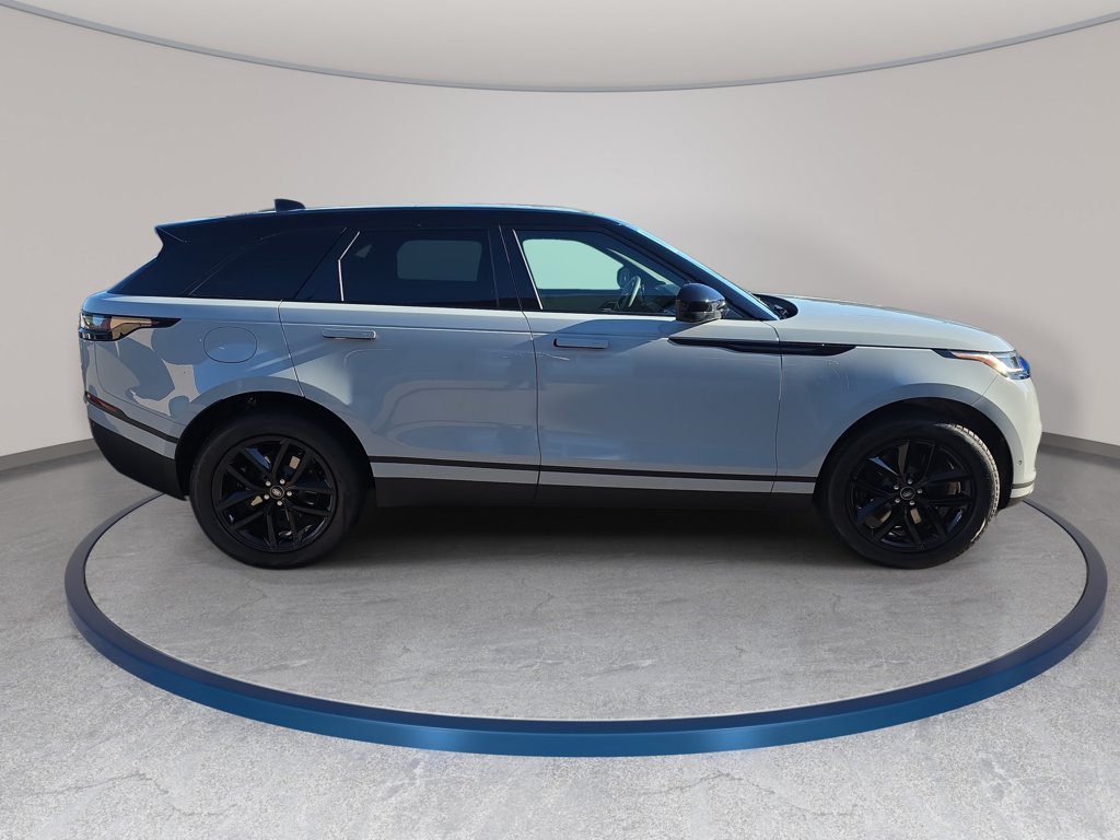 New 2026 Arroios Grey Land Rover S image 4