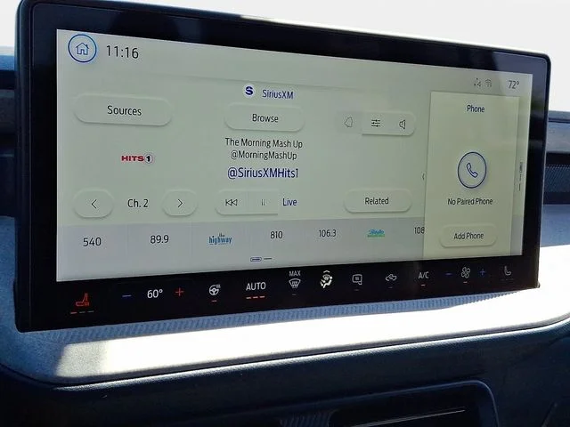 New 2026 Oxford White Ford XLT image 11