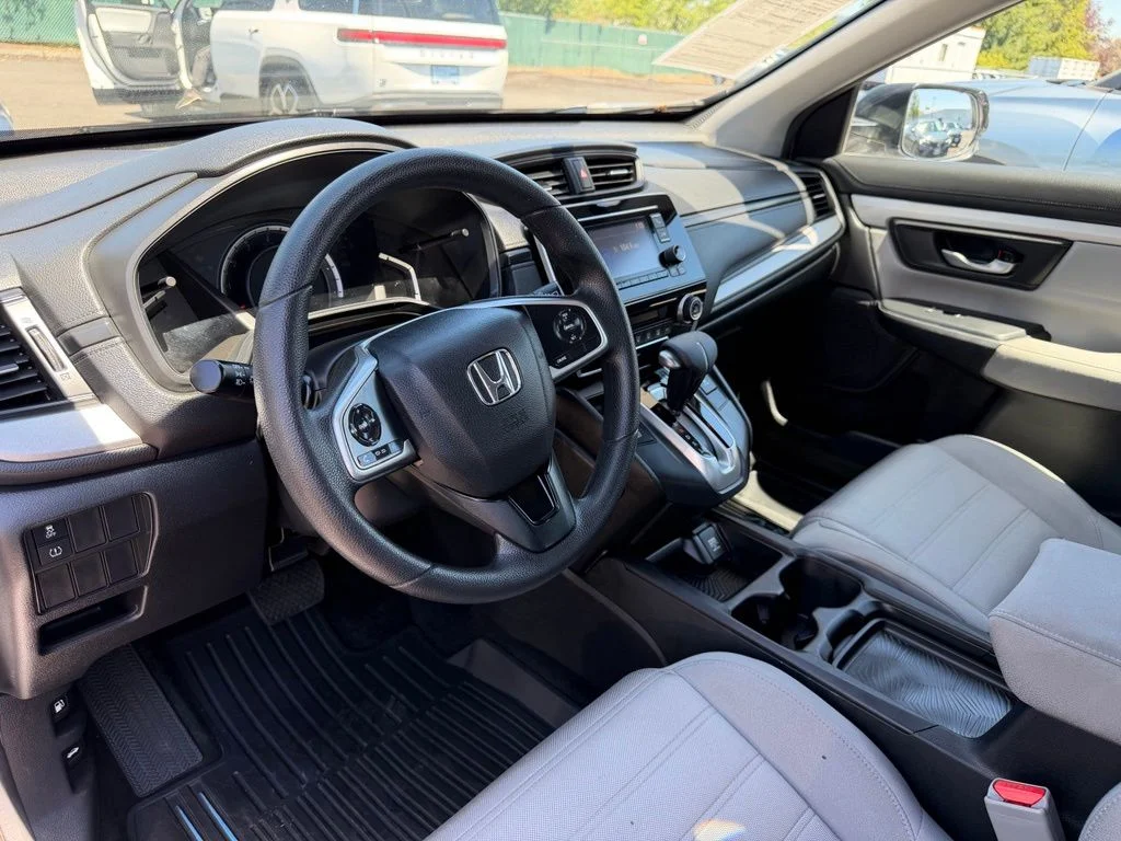 Used 2019 Lunar Silver Metallic Honda LX image 15