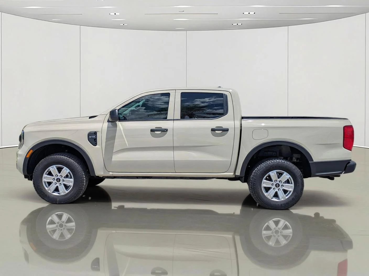 New 2026 Desert Sand Ford XL image 8