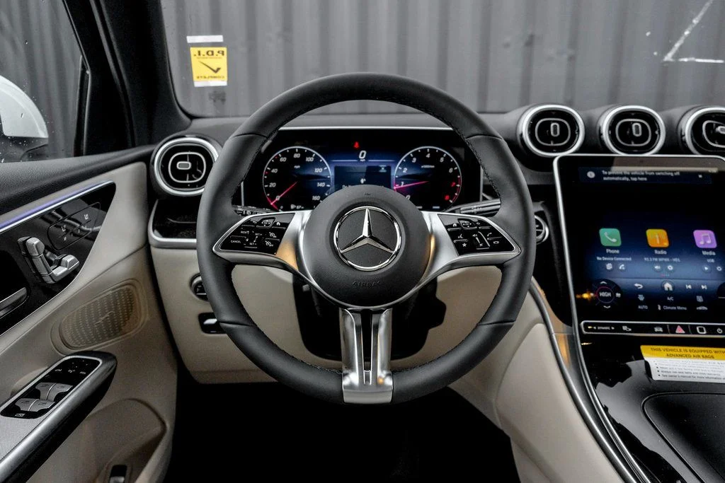 Certified Used 2026 Polar White Mercedes-Benz GLC 300 image 16