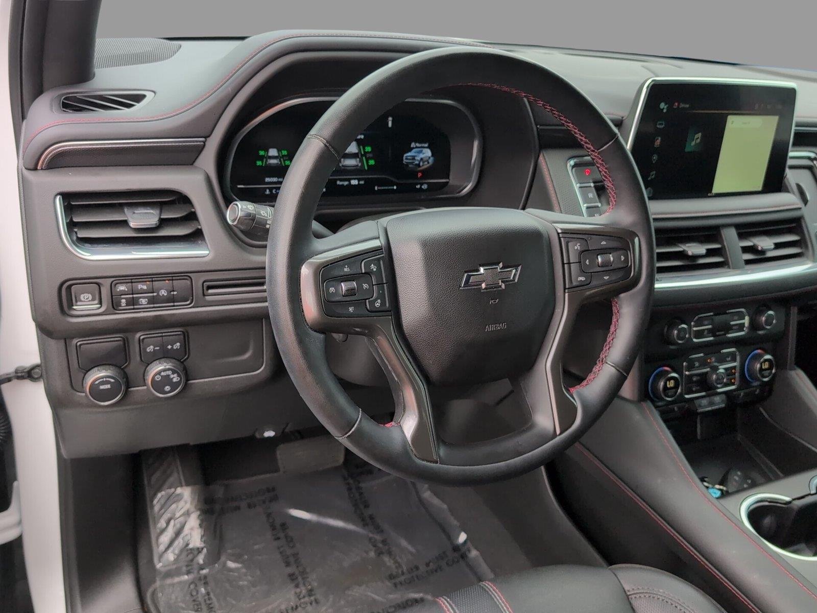 Used 2023 SUMMIT WHITE Chevrolet RST image 4