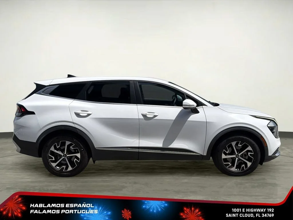 Used 2023 White Kia EX image 7