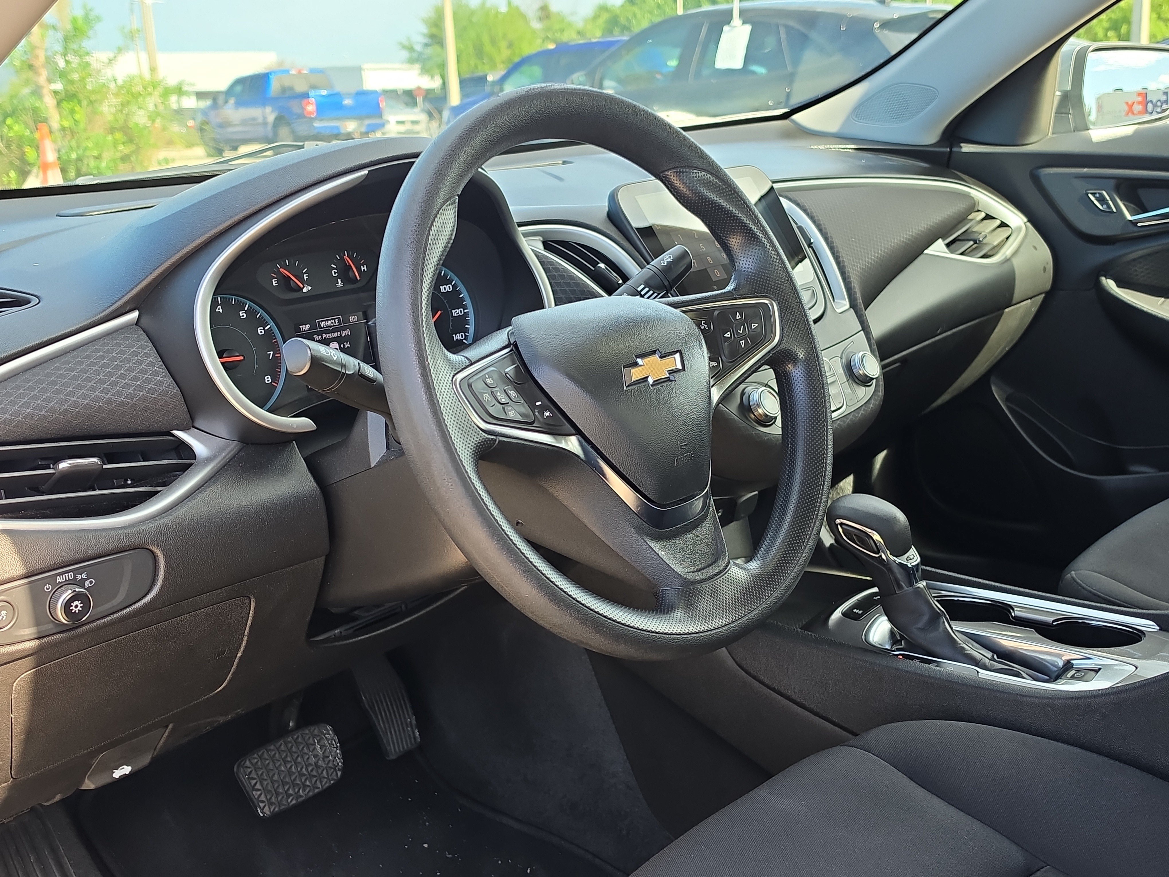 Used 2024 Sterling Gray Metallic Chevrolet 1LT image 16