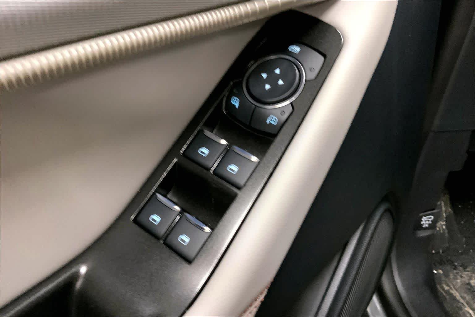 New 2026 Carbonized Gray Metallic Ford Active image 17