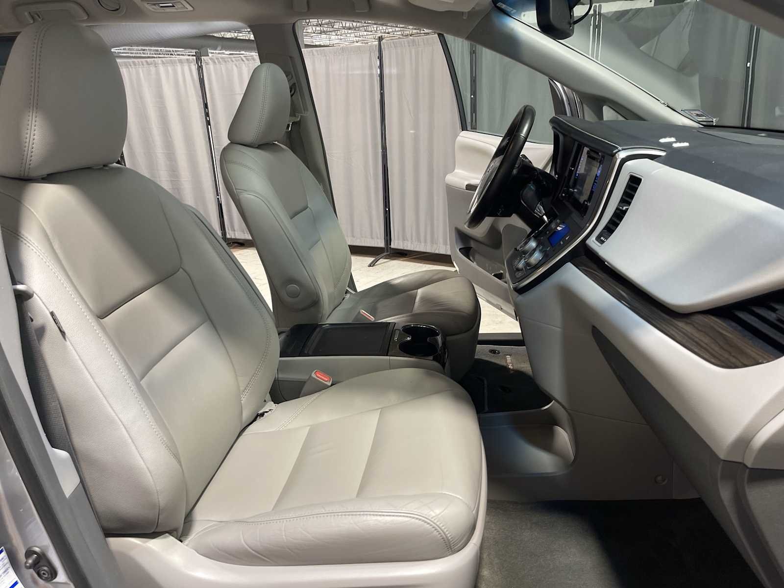 Used 2017 Silver Sky Metallic Toyota XLE image 14