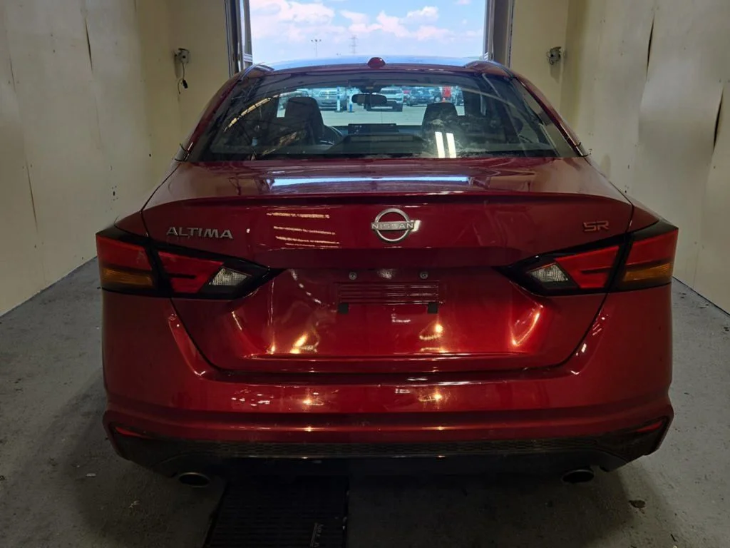 Used 2024 Red Nissan 2.5 SR image 11
